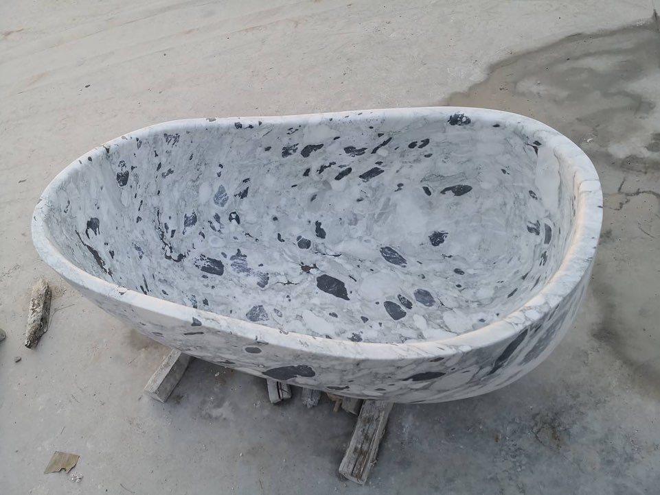 bathtub freestanding