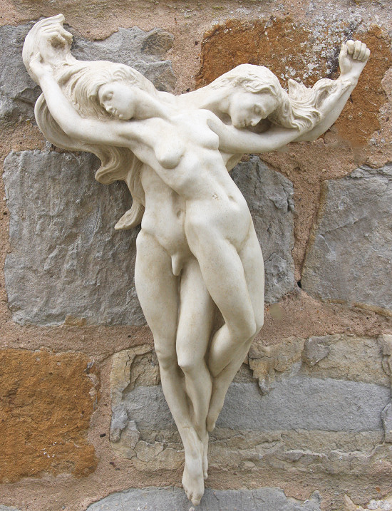 lovers wall sculpture ornamnet