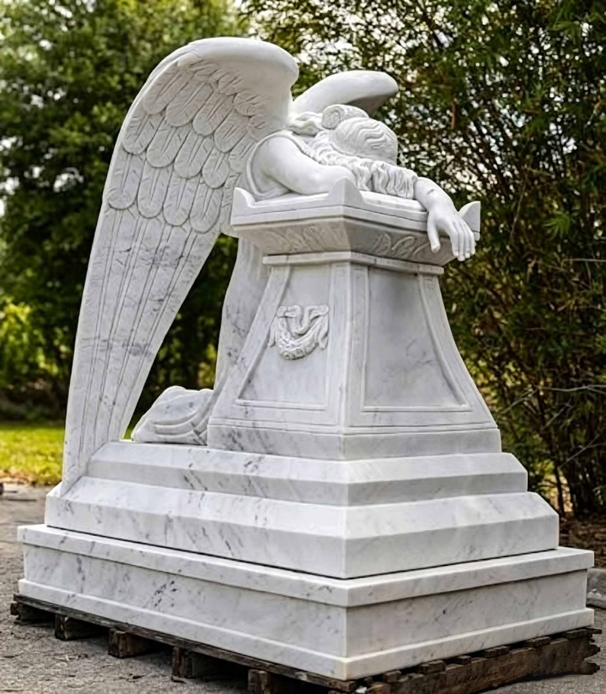 Praying Angel Statue